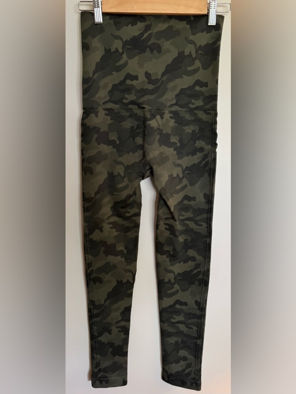 Belly Bandit Mother Tucker Camo Leggings High Waist Womens M
